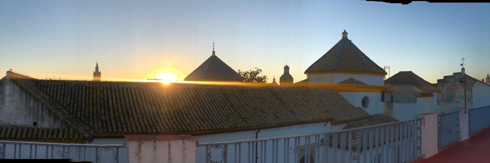 Apartamento Atico Caleria Con Vistas A La Giralda Sevilla Exterior foto